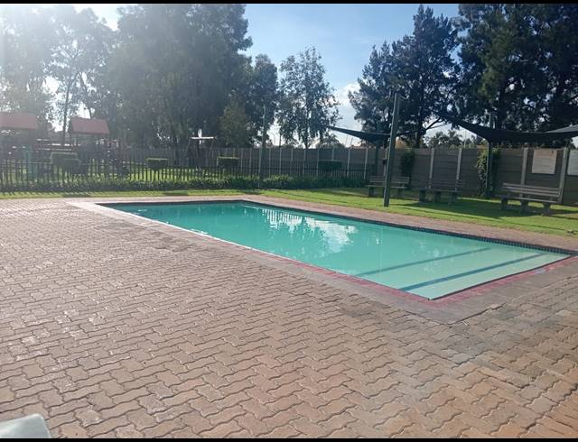 2 BEDROOM FLAT FOR SALE IN COMET
